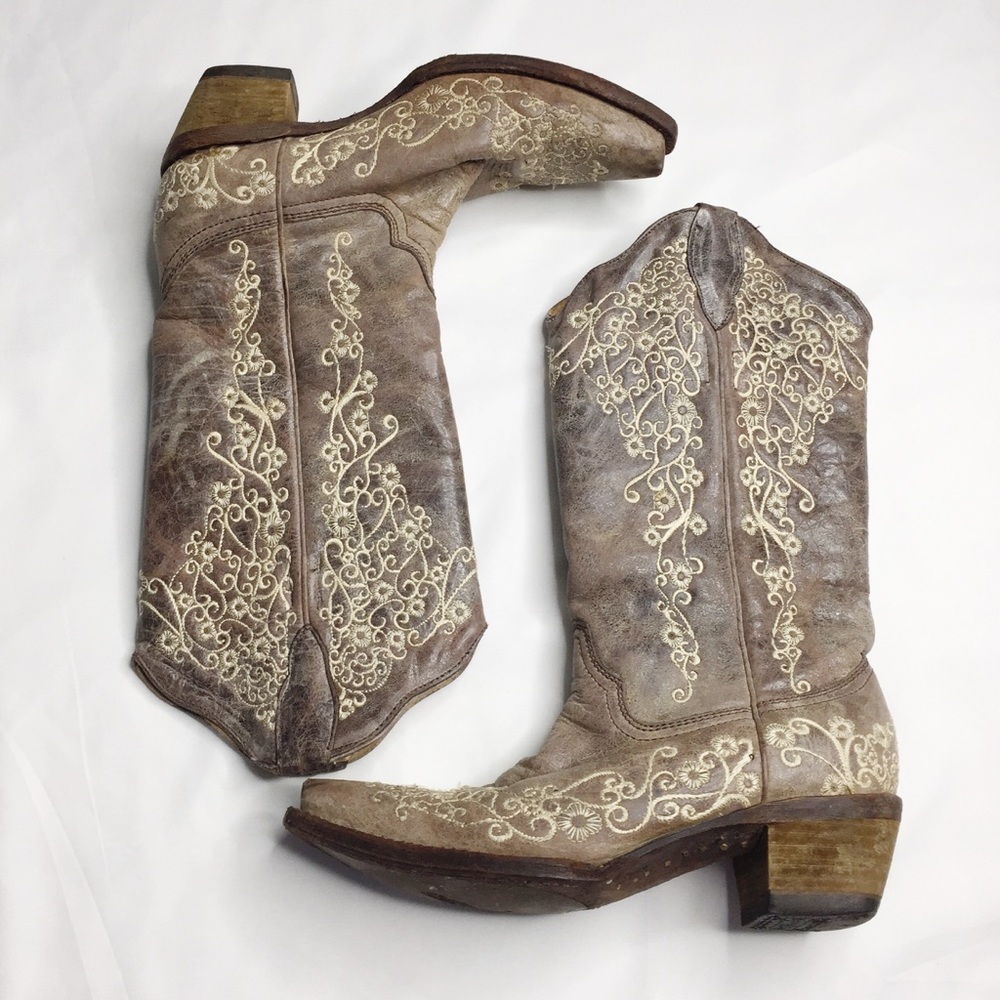 Corral Vintage Embroidered Boots 5.5M